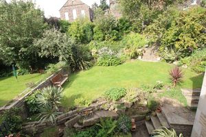 Landscaped gardens - click for photo gallery